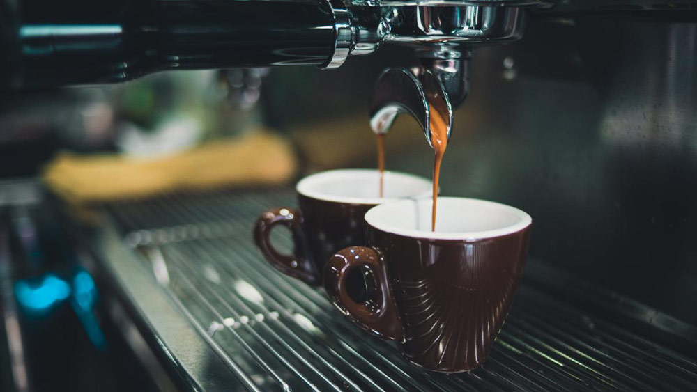 cafea pregatita la aparat