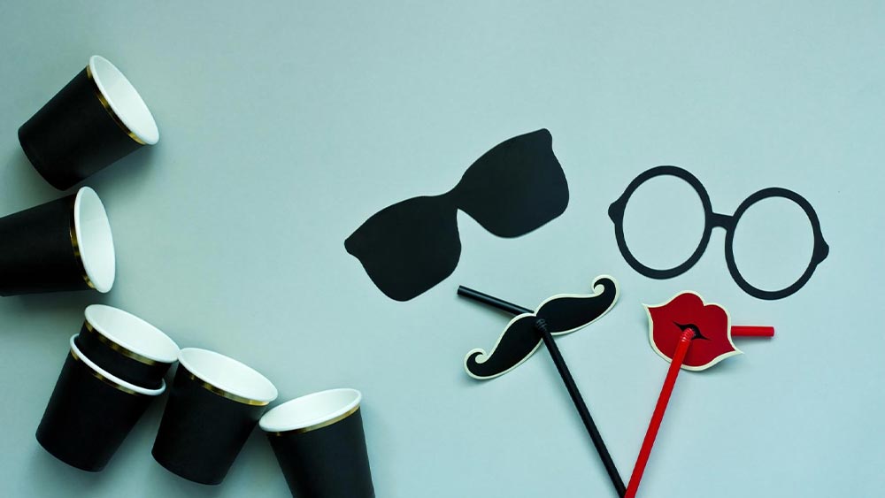 diverse accesorii pentru petrecere