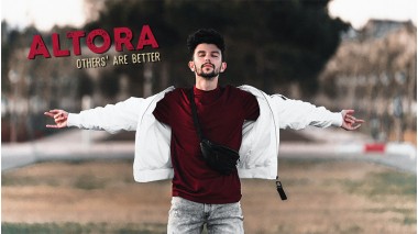 Borsetele Altora: tendință și utilitate într-un singur accesoriu pentru orice fumător de țigări rulate