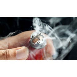 De ce țigara electronică are gust de ars: Cauze frecvente și soluții practice