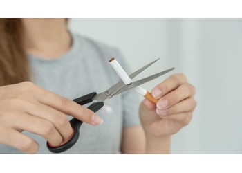 Ce se întâmplă când te lași de fumat?: Efectele lăsatului de fumat, impactul alimentației și sfaturi pentru o tranziție sănătoasă