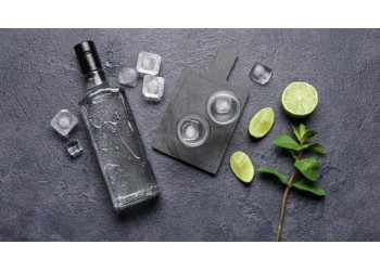 Din ce e făcută vodka - ingrediente, procesul de producție și factori care determină calitatea