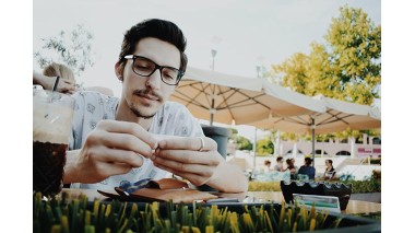 Țigări rulate vs Țigări de la magazin: Care sunt principalele diferențe?