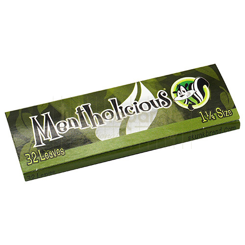 Foite Rulat Tutun Skunk Menthol 1 1/4 Foite Rulat Tutun Skunk Menthol 1 1/4
