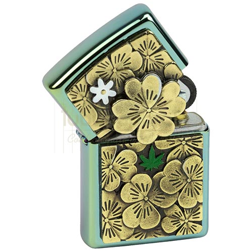 251760 Bricheta Zippo Trick Golden Clover Bricheta metalica cu benzina Zippo editie Trick Golden Clover