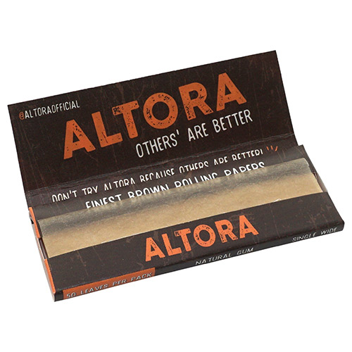 Foite Rulat Tutun Altora Brown Cut Corner (14 gsm) Pachet cu 50 foite maro unbleached cut corners fabricate in Alcoy Spania marca Altora