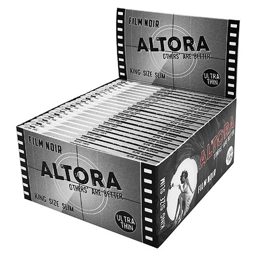 Foite Rulat Tutun Altora King Size Slim Film Noir (14 gsm) Pachet cu 32 foite King Size Slim de culoare rosie pentru rulat tutun Altora Film Noir cu grosime de 14 gsm
