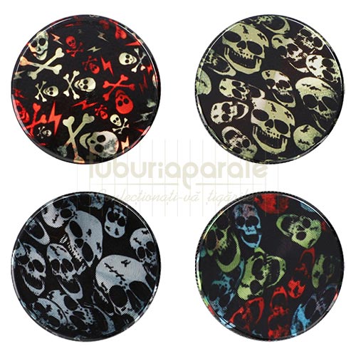 Grinder DM 17 Colored Skull Grinder DM 17 Colored Skull din 4 bucati confectionate din metal