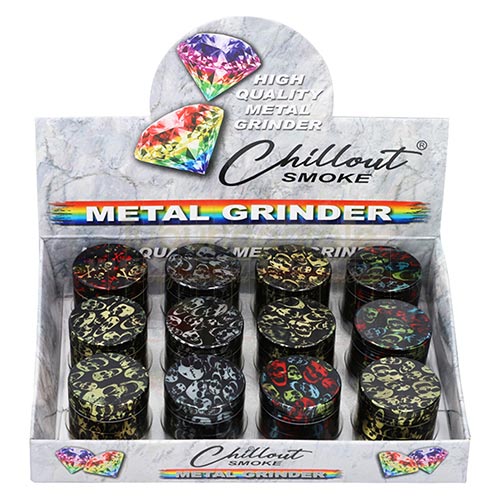 Grinder DM 17 Colored Skull Grinder DM 17 Colored Skull din 4 bucati confectionate din metal