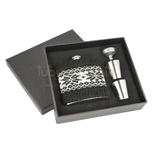 490126 Set plosca alcool Angelo Black (180 ml) Set cadou cu plosca alcool Angelo Black cu capacitate de 180 ml cu manson negru